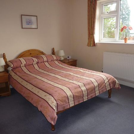 Bridge House B&B Cheltenham Eksteriør billede