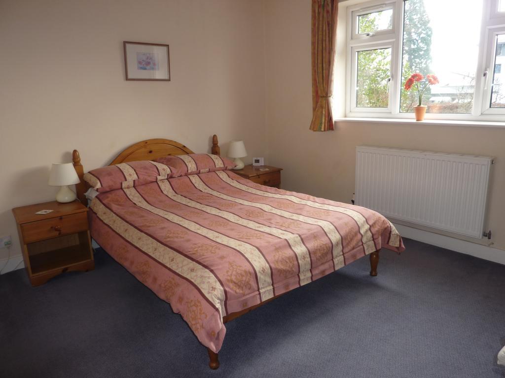Bridge House B&B Cheltenham Eksteriør billede
